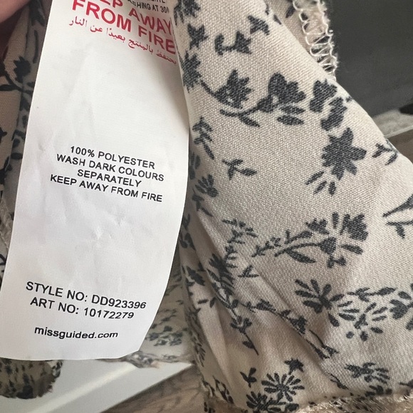 missguided Half Button Tea Dress Floral Uk8 - Picture 7 of 7